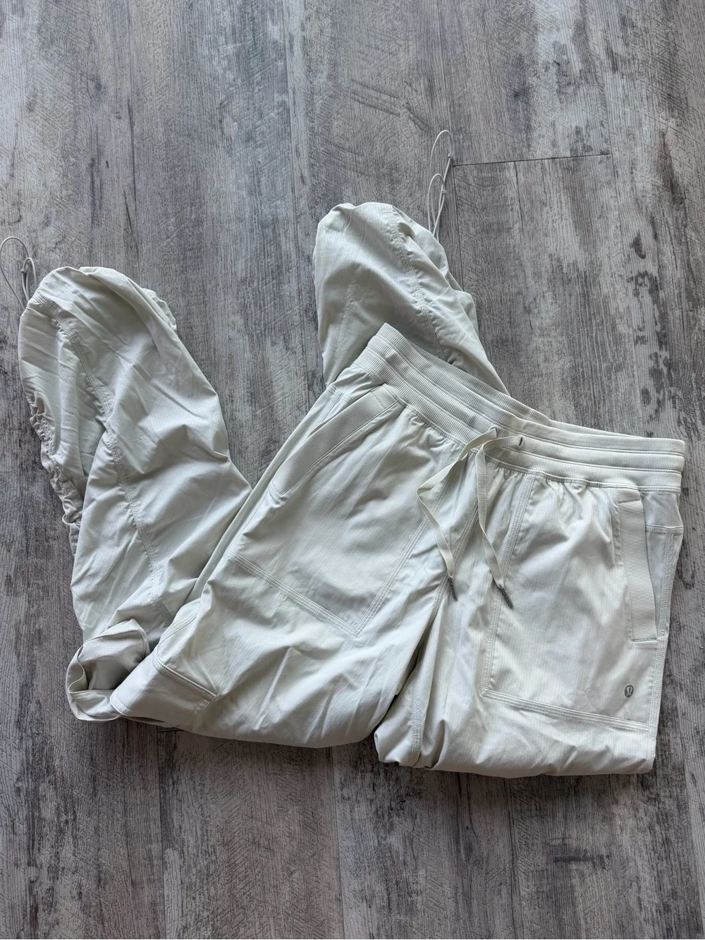 Lululemon cargo dance studio pants